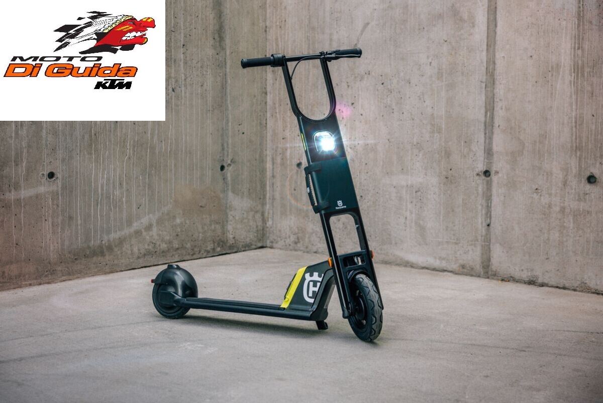 MONOPATTINO ELETTRICO HUSQVARNA